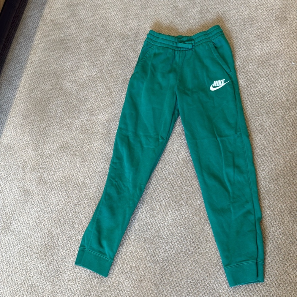 Nike Green Sweatpants Tapered Athletic Wear